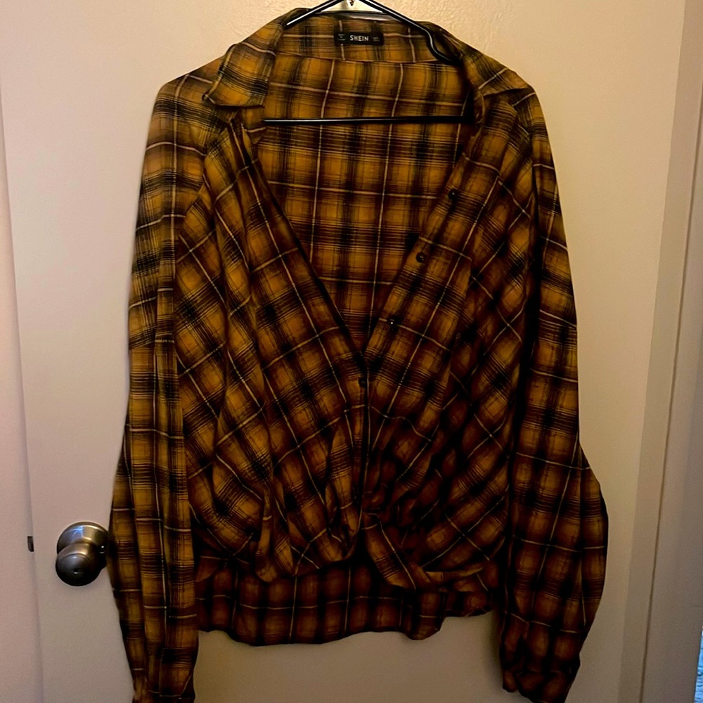 Shein size large plaid button up